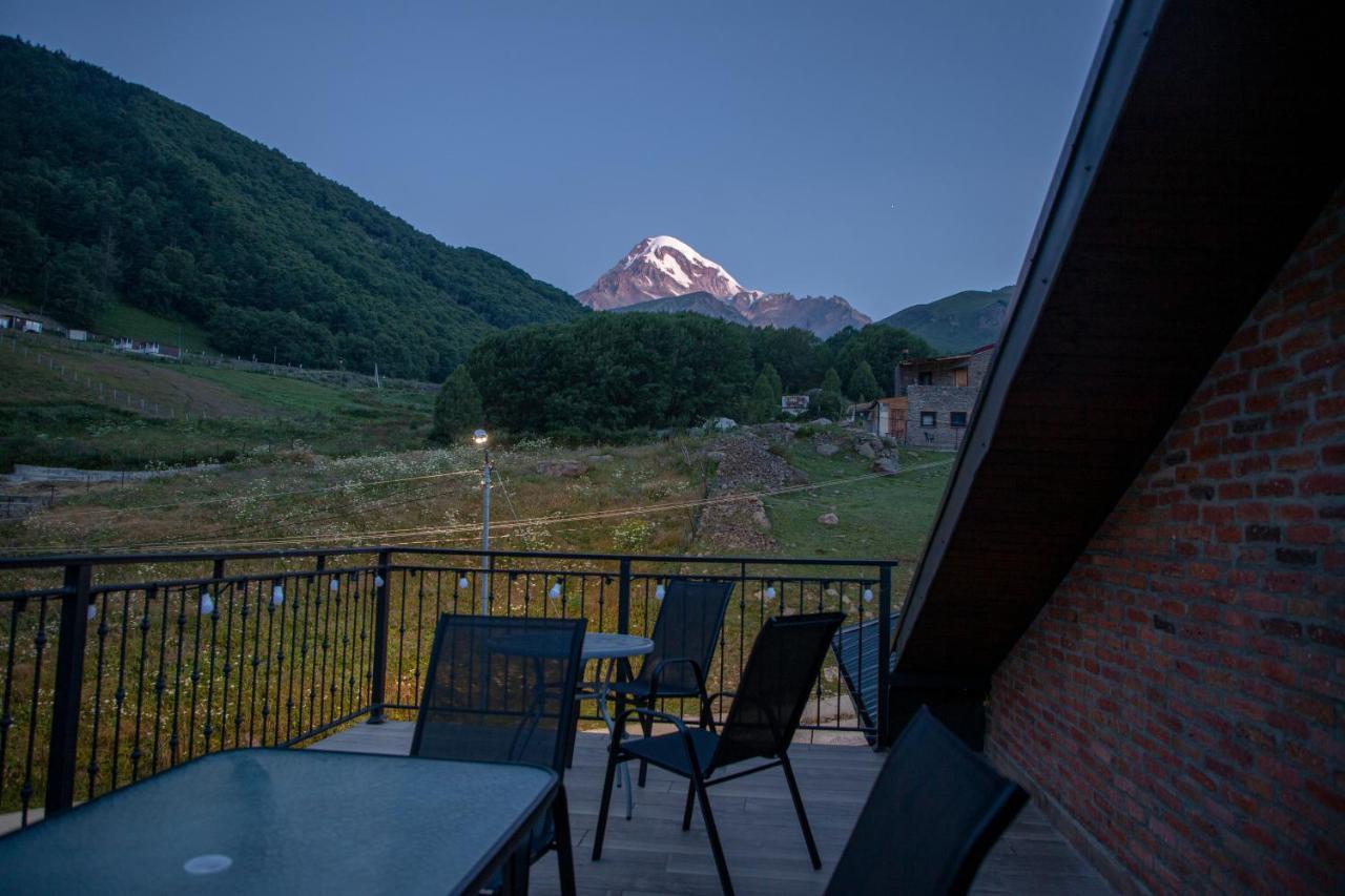 Hotel Geni Kazbegi Extérieur photo