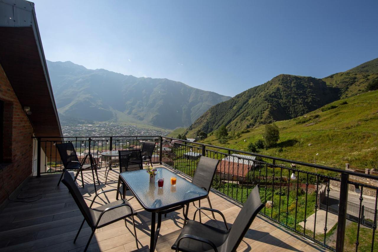Hotel Geni Kazbegi Extérieur photo