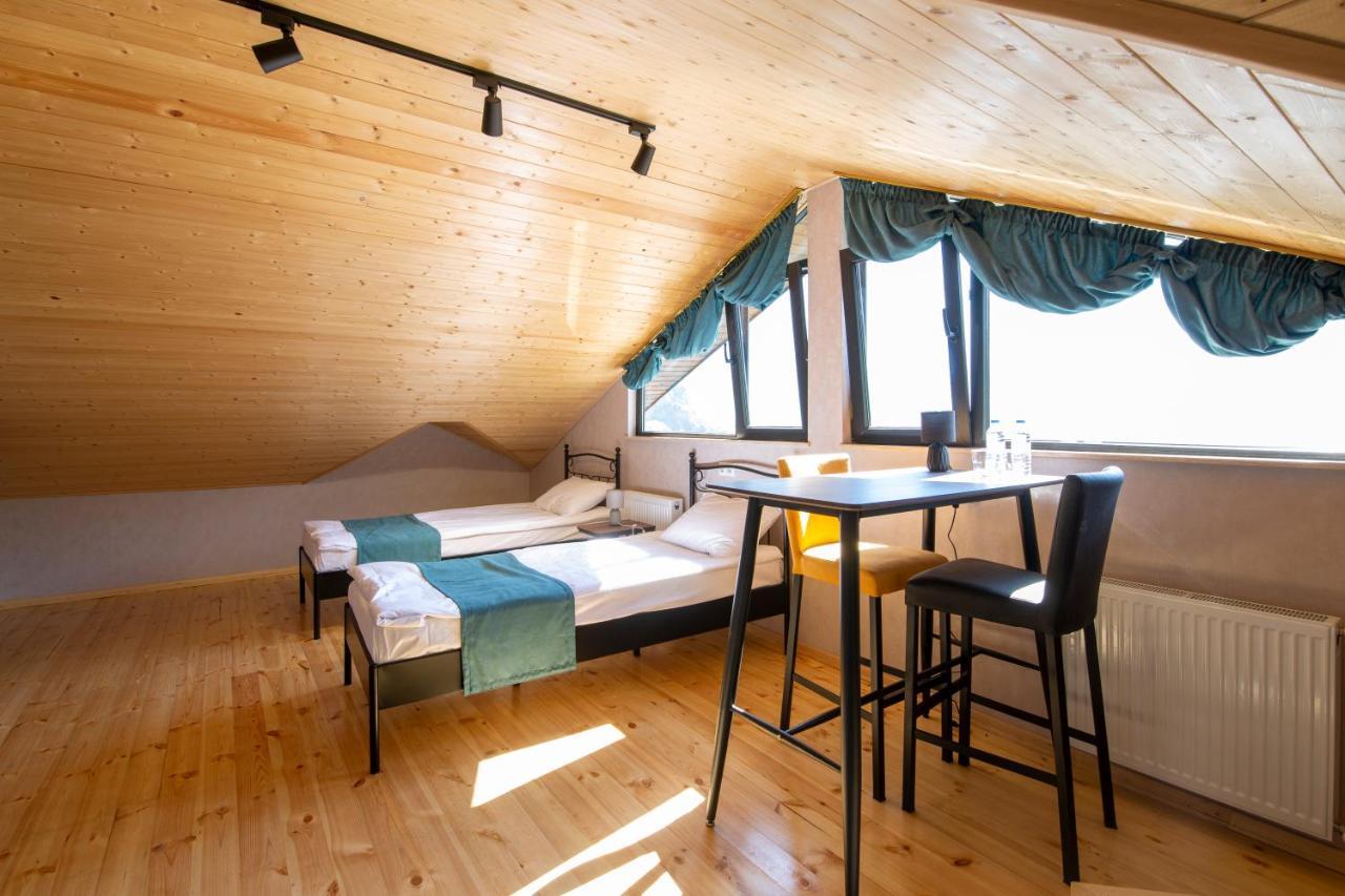 Hotel Geni Kazbegi Extérieur photo