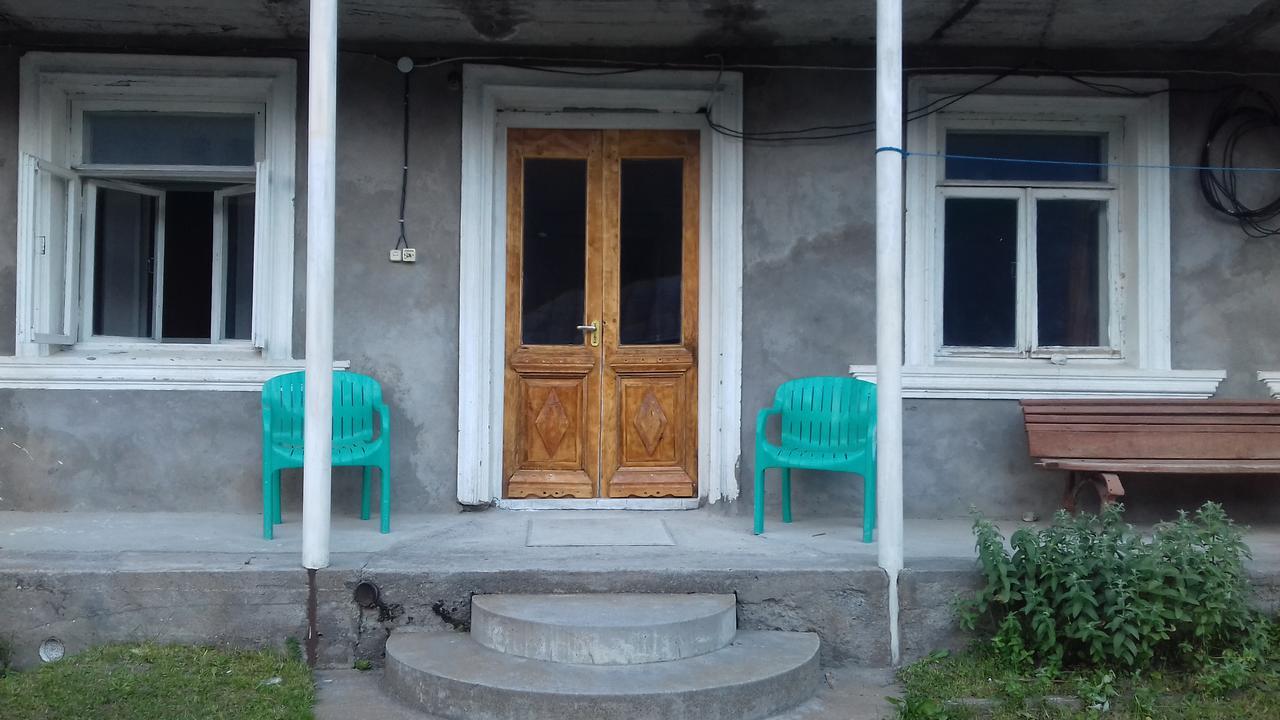 Hotel Geni Kazbegi Extérieur photo
